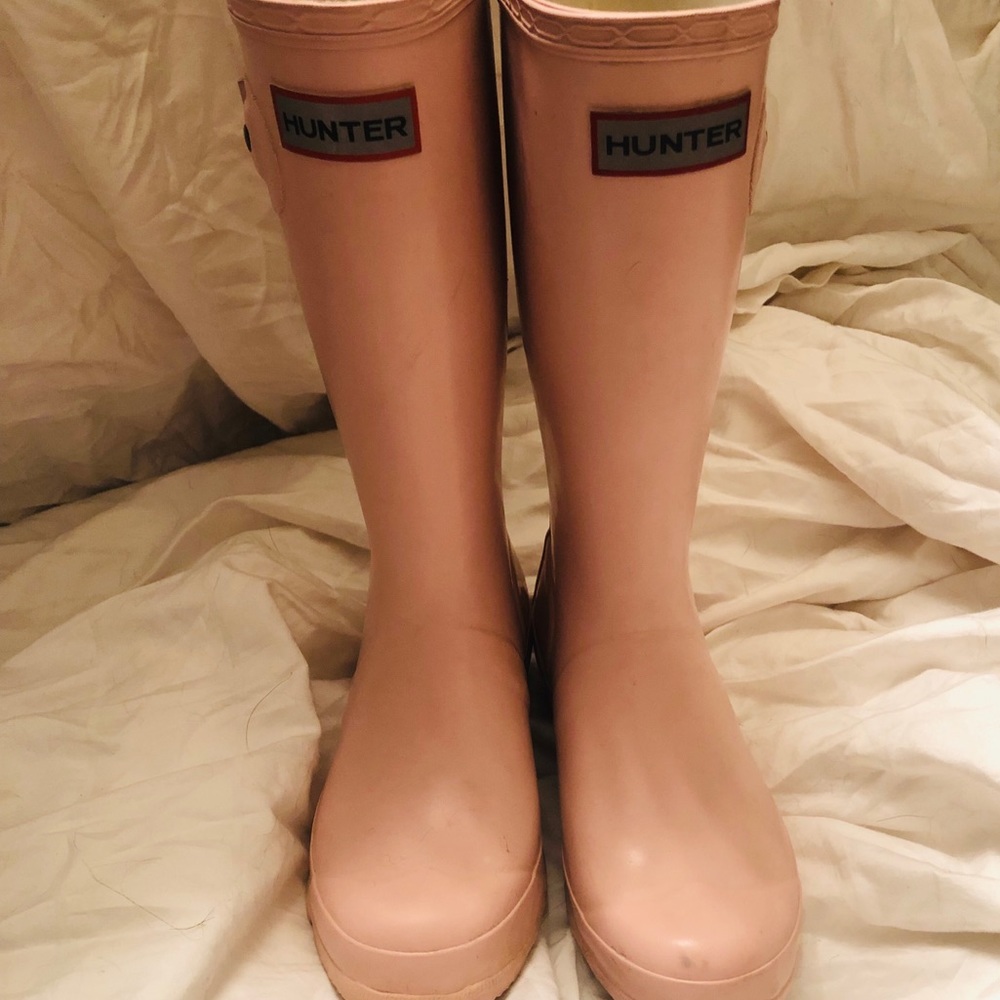 Hunter boots size 2 male size 3 female!